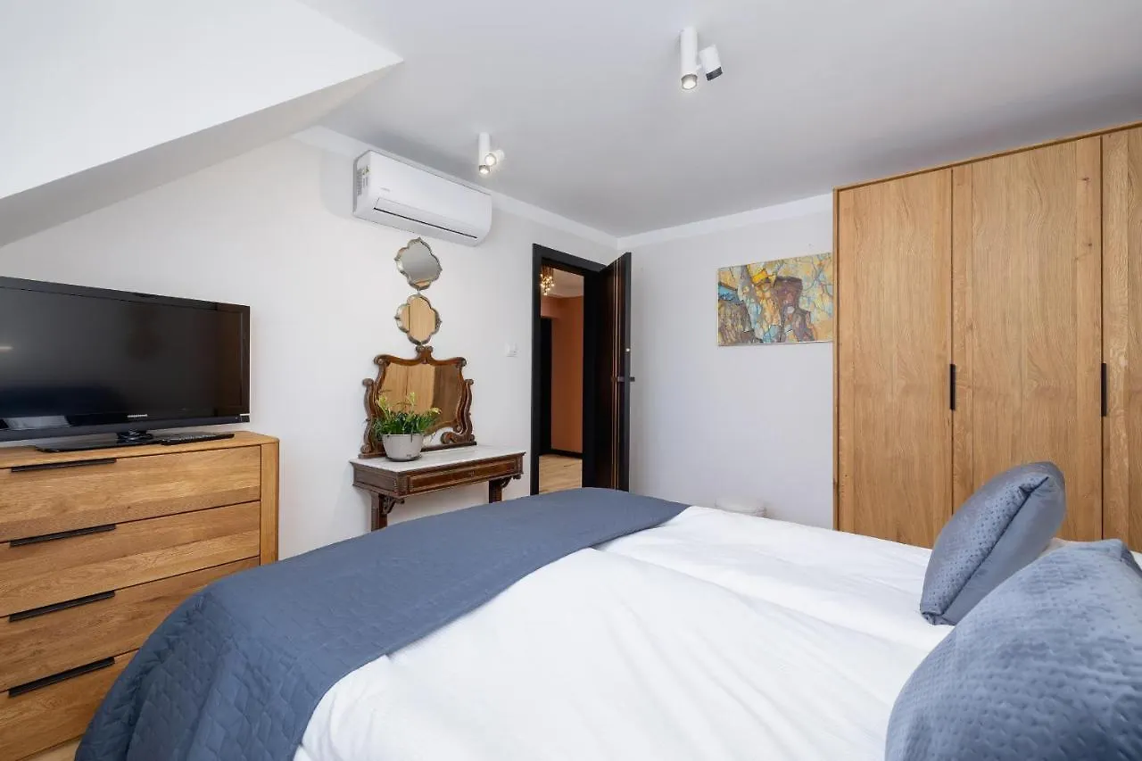 The Historic Kazimierz District - Apartments With Parking By Noclegi Renters Krakow 0*,
