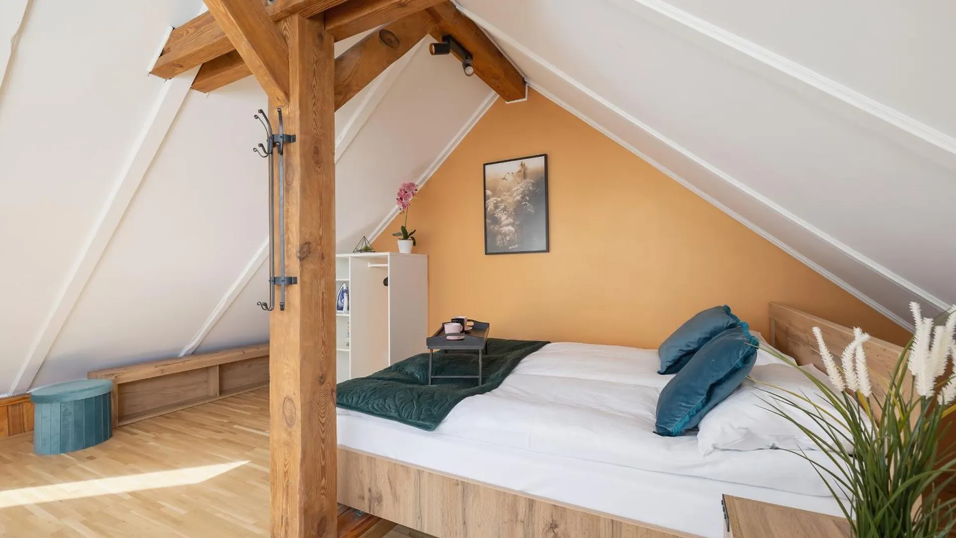The Historic Kazimierz District - Apartments With Parking By Noclegi Renters Krakow
