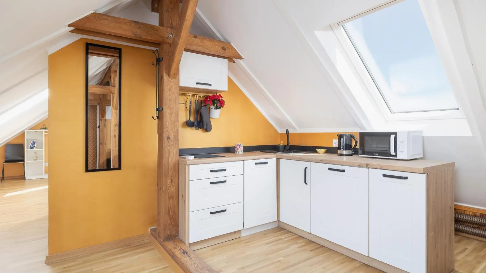 The Historic Kazimierz District - Apartments With Parking By Noclegi Renters Krakow